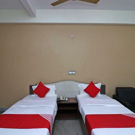 Oyo 37989 Hotel Debarshi Bānkura Kültér fotó