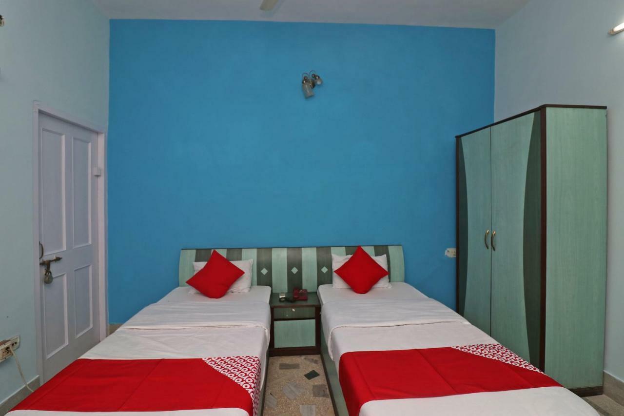 Oyo 37989 Hotel Debarshi Bānkura Kültér fotó