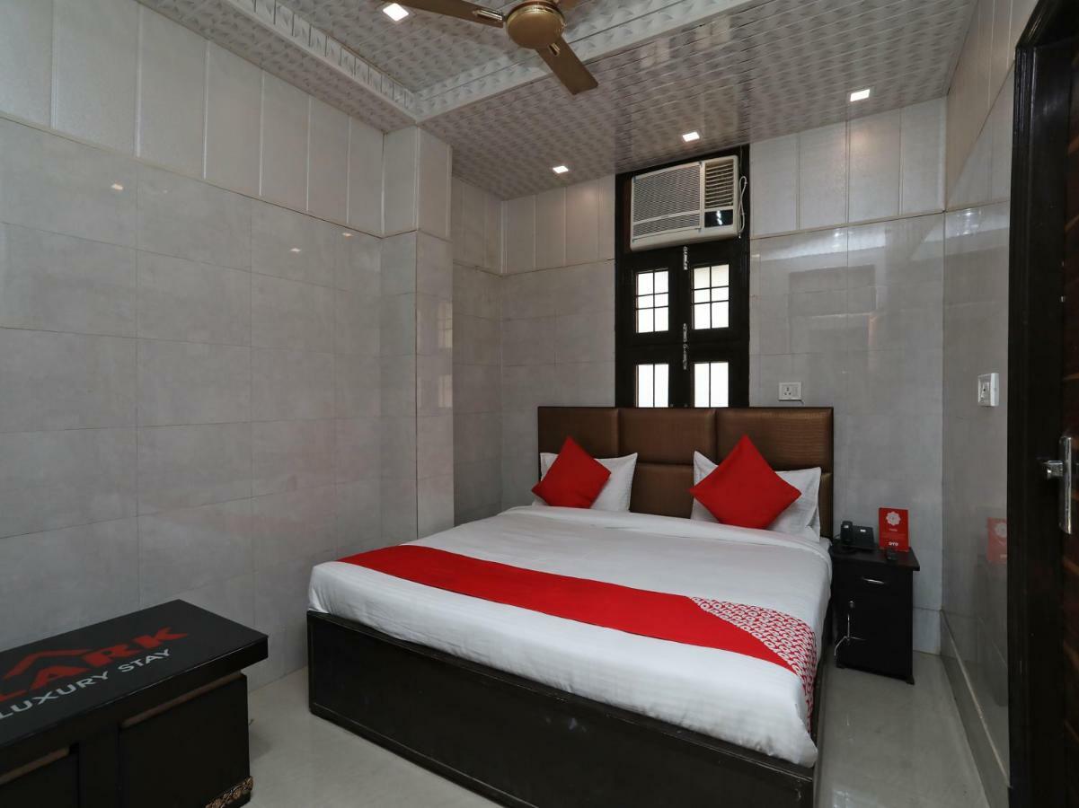 Oyo 37989 Hotel Debarshi Bānkura Kültér fotó