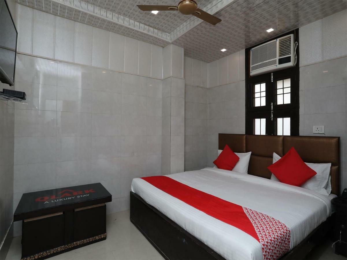 Oyo 37989 Hotel Debarshi Bānkura Kültér fotó